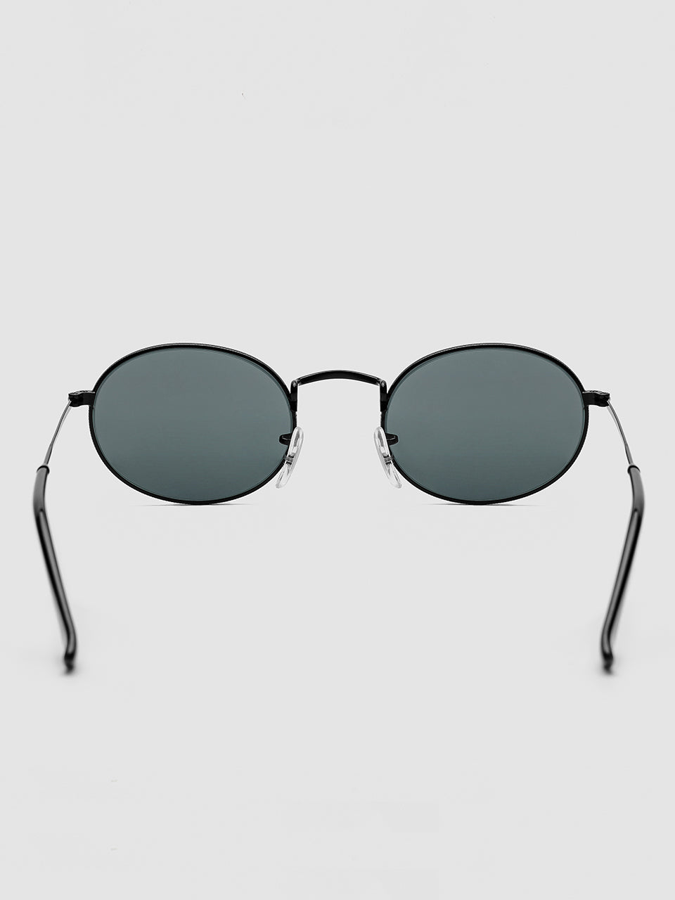 Haku - Oval Black Sunglasses