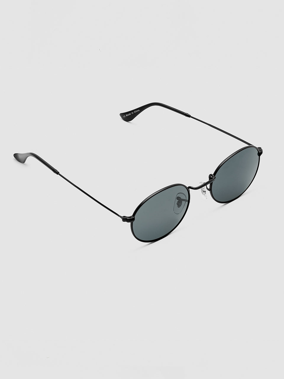 Haku - Oval Black Sunglasses